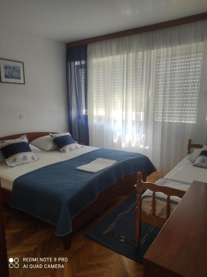Apartman Seka Omiš Esterno foto