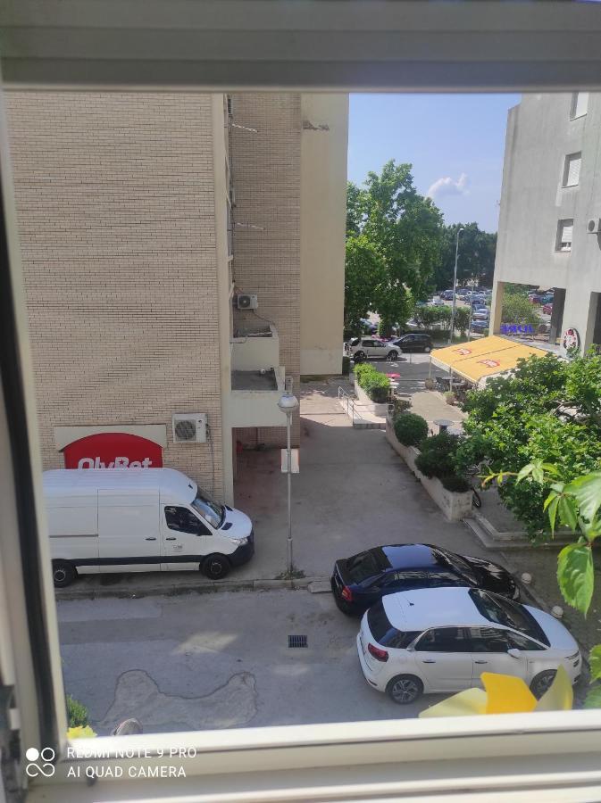 Apartman Seka Omiš Esterno foto